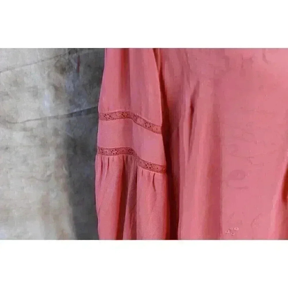 Torrid size 2 button down blouse long sleeve embroirded scalloped hem elastic cu - Picture 4 of 15